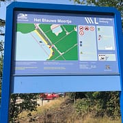 Informatiebord met plattegrond bij Het Blauwe Meertje nabij ’t Vosseven