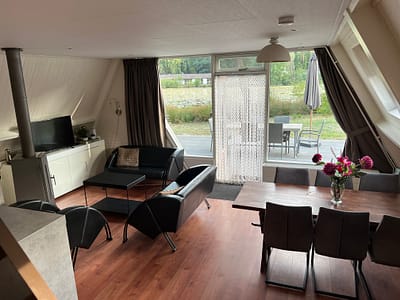Houtkachel in hondvriendelijk vakantiehuisje op 't Vosseven in Stramproy